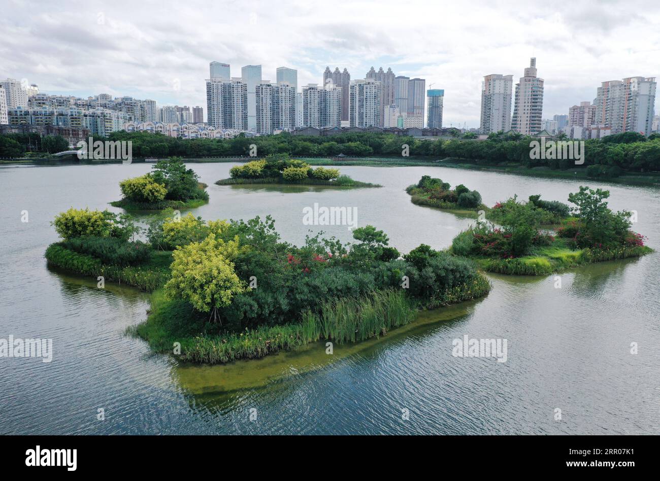 200801 -- NANNING, Aug. 1, 2020 -- Aerial photo taken on Aug. 1, 2020 shows a view of the Nanhu Lake in Nanning, south China s Guangxi Zhuang Autonomous Region.  CHINA-GUANGXI-NANNING-CITYSCAPE CN LuxBoan PUBLICATIONxNOTxINxCHN Stock Photo