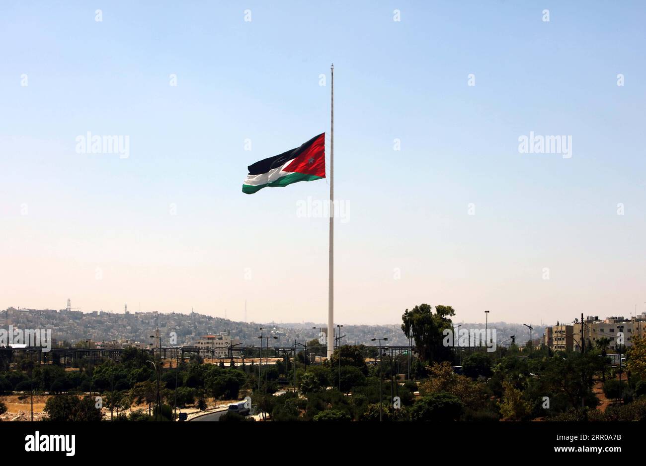 200805 AMMAN, Aug. 5, 2020 Jordanian national flag is seen at