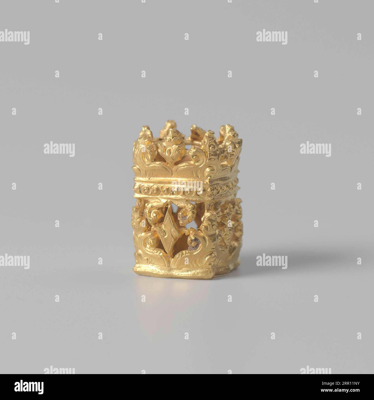 Four Angular ornament, East Javanese, ca. 1300 - ca. 1400  gold, Stock Photo