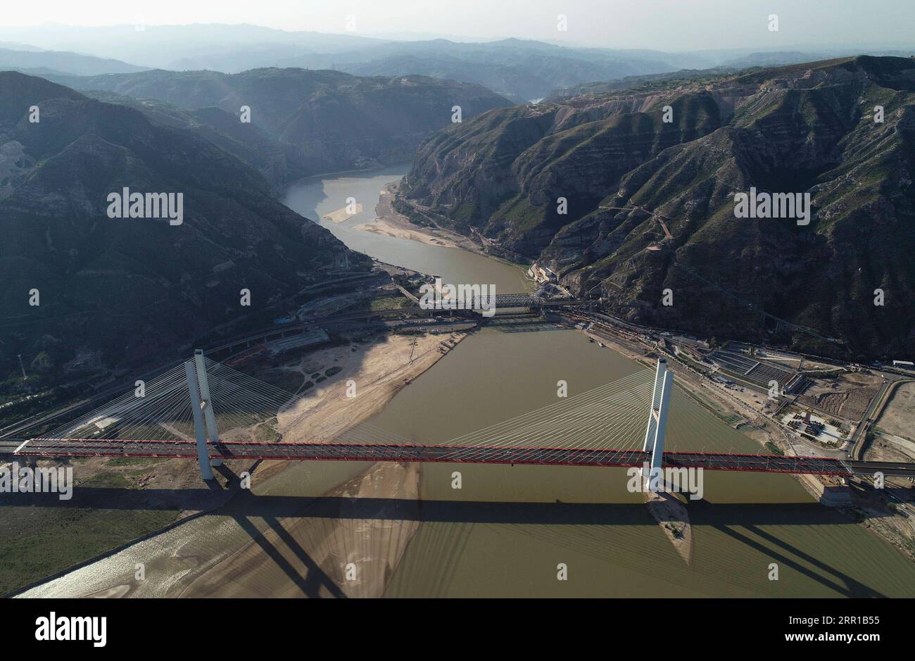 200911 -- YAN AN, Sept. 11, 2020 -- Aerial photo taken on May 29, 2020 shows the view of the Yellow River in Hancheng, northwest China s Shaanxi Province.  CHINA-SHAANXI-YELLOW RIVER-SCENERY CN ShaoxRui PUBLICATIONxNOTxINxCHN Stock Photo