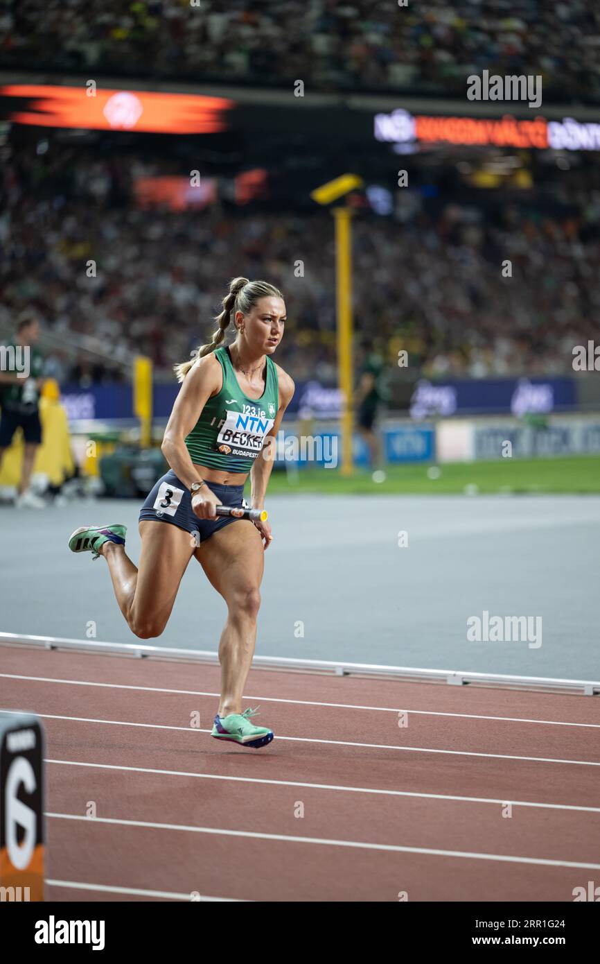 Sophie Becker participating in the 400 meters relay at the World