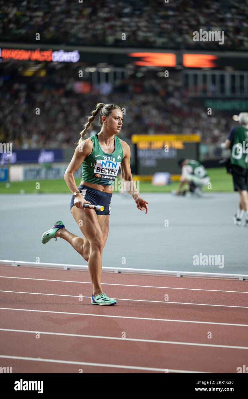 Sophie Becker participating in the 400 meters relay at the World