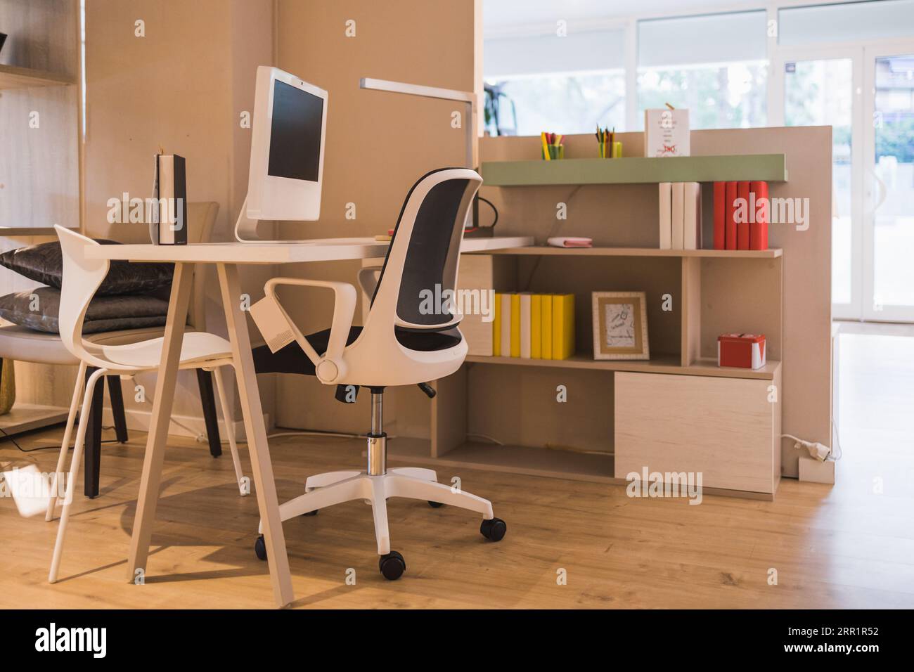Work Desktop Book Workplace computer books in hi-res stock photography and images - Alamy