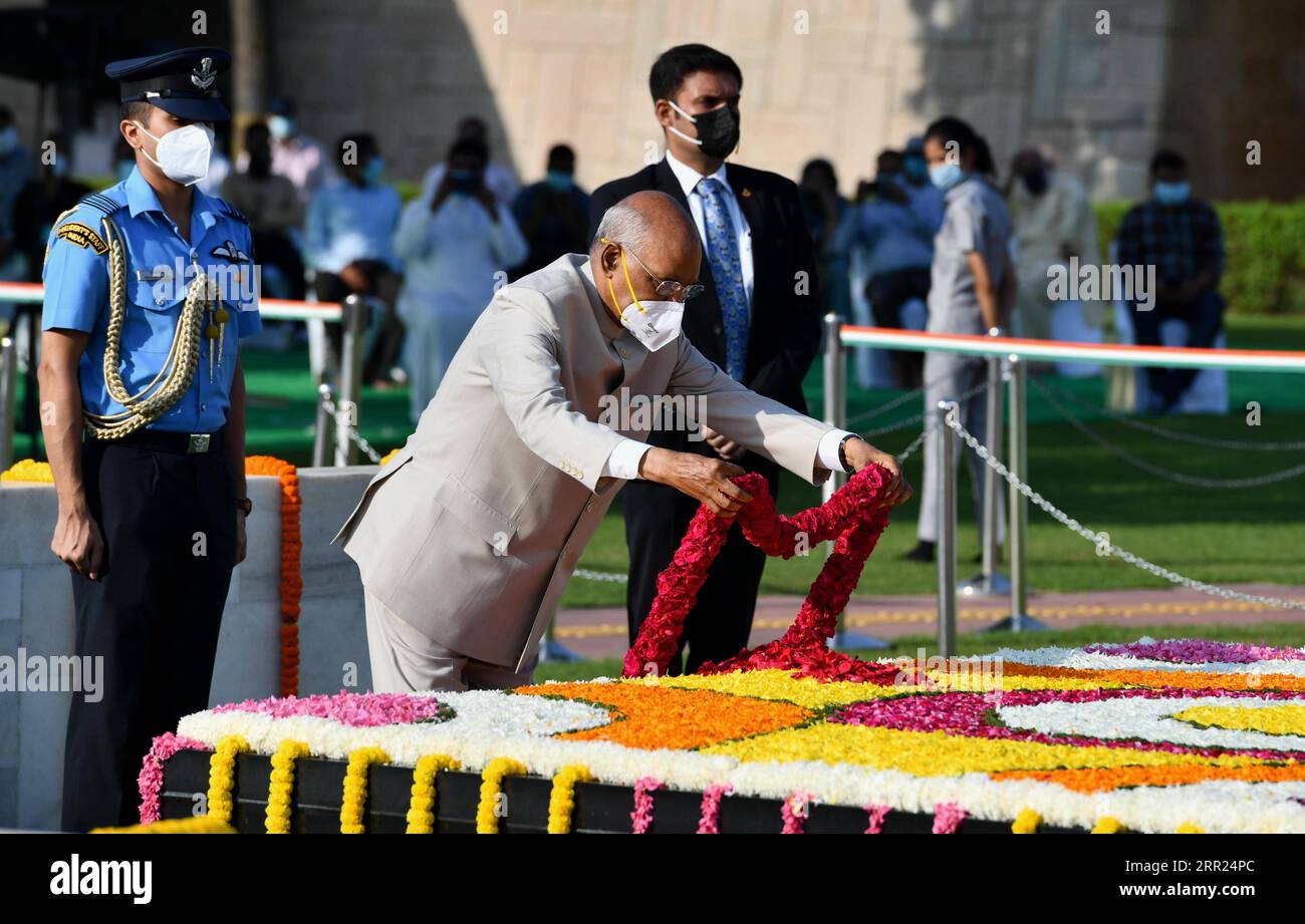 201002 -- NEW DELHI, Oct. 2, 2020 -- Indian President Ram Nath Kovind pays floral tribute to commemorate the birth anniversary of Mahatma Gandhi at Rajghat, the memorial of Mahatma Gandhi in New Delhi, India, Oct. 2, 2020. The 151st birthday of Mahatma Gandhi, India s Father of the Nation, was celebrated on Friday. Photo by /Xinhua INDIA-NEW DELHI-MAHATMA GANDHI-BIRTH ANNIVERSARY ParthaxSarkar PUBLICATIONxNOTxINxCHN Stock Photo