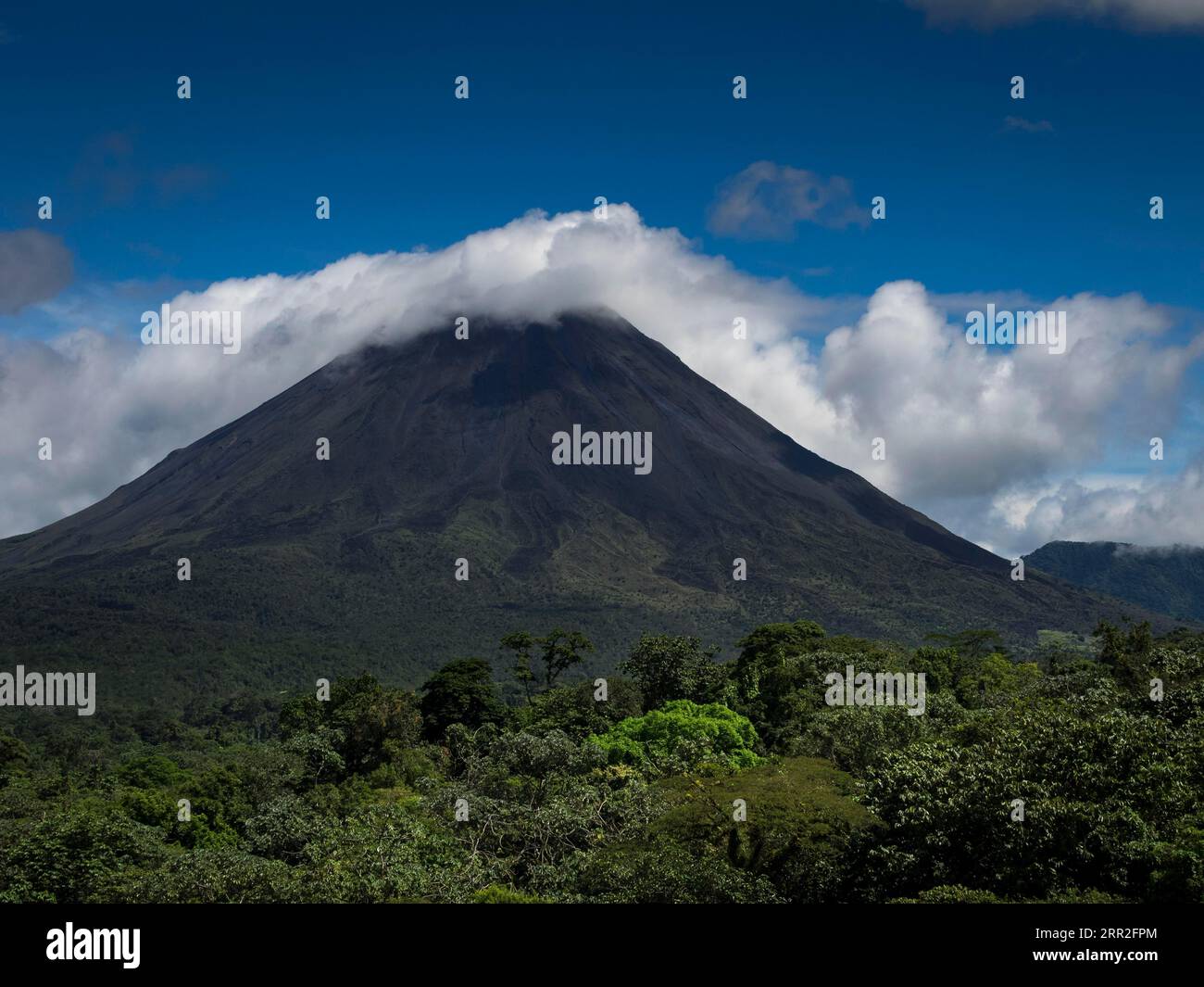Arenal Volcano, Costa Rica Stock Photo - Alamy