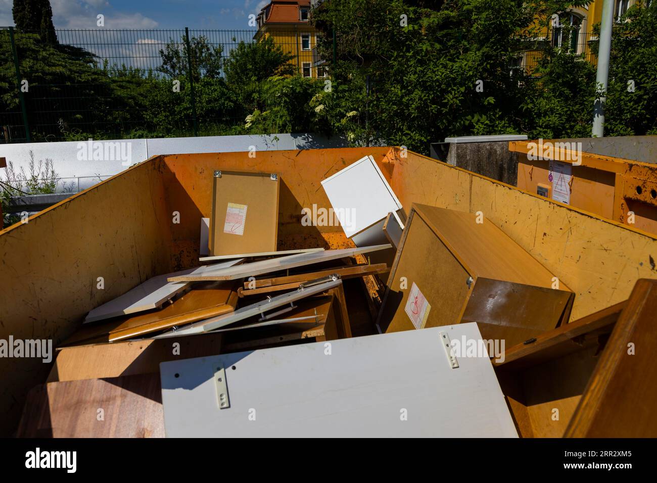 Pilot project on waste prevention and reuse launched. Reuse instead of