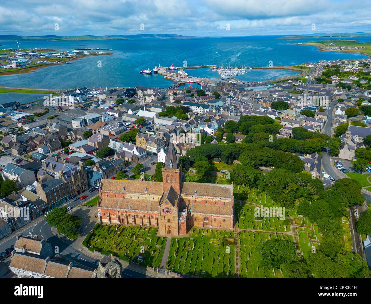 Aerial view of St Magnus Cathedral in Kirkwall, Mainland, Orkney Islands, Scotland, UK. Stock Photo