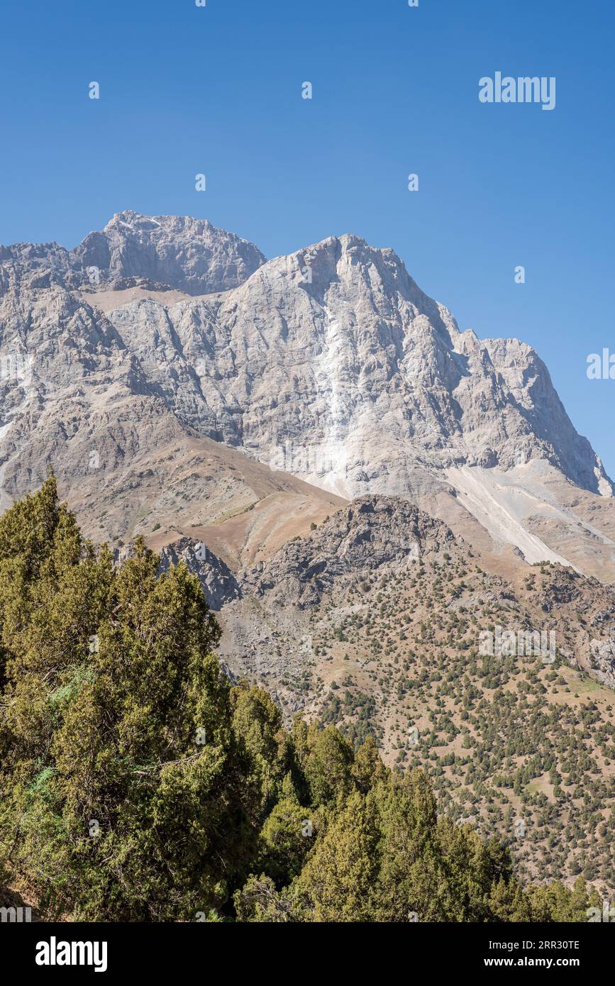 Winter in tajikistan cold hi-res stock photography and images - Alamy