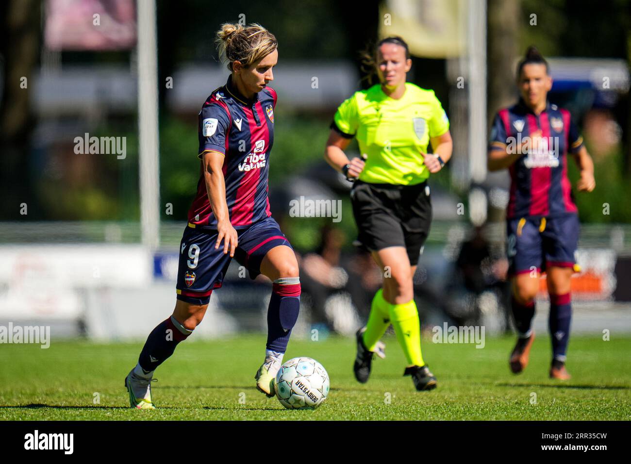 Enschede, Netherlands. 06th Sep, 2023. ENSCHEDE, NETHERLANDS - SEPTEMBER 6: Natasha Andonova of Levante UD dribbles with the ball during the UEFA Women's Champions League LP Group 1 Semi Final match between Levante UD and Stjarnan at the Sportpark Schreurserve on September 6, 2023 in Enschede, Netherlands (Photo by Rene Nijhuis/BSR Agency) Credit: BSR Agency/Alamy Live News Stock Photo