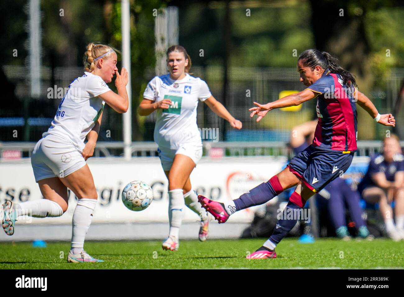 Enschede, Netherlands. 06th Sep, 2023. ENSCHEDE, NETHERLANDS - SEPTEMBER 6: Mayra Ramirez of Levante UD shoots at goal during the UEFA Women's Champions League LP Group 1 Semi Final match between Levante UD and Stjarnan at the Sportpark Schreurserve on September 6, 2023 in Enschede, Netherlands (Photo by Rene Nijhuis/BSR Agency) Credit: BSR Agency/Alamy Live News Stock Photo
