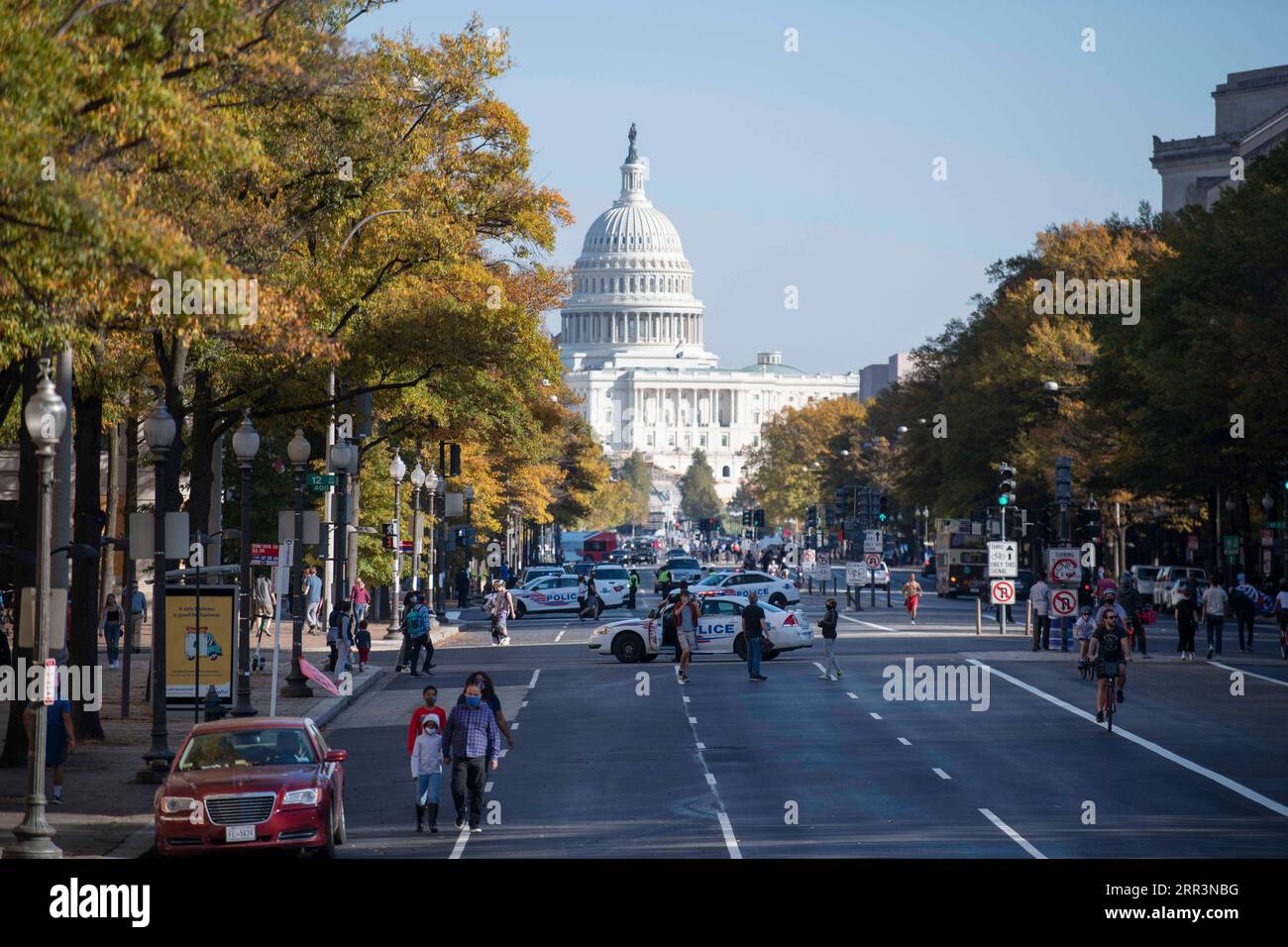 201107 -- WASHINGTON, Nov. 7, 2020 -- Photo taken on Nov. 7, 2020 shows the U.S. Capitol building in Washington, D.C., the United States. U.S. Democratic presidential nominee Joe Biden was projected Saturday by multiple U.S. media outlets to be the winner of the 2020 election. Sitting President Donald Trump said the election is far from over, vowing to take legal actions.  U.S.-WASHINGTON, D.C.-2020 U.S. ELECTION LiuxJie PUBLICATIONxNOTxINxCHN Stock Photo