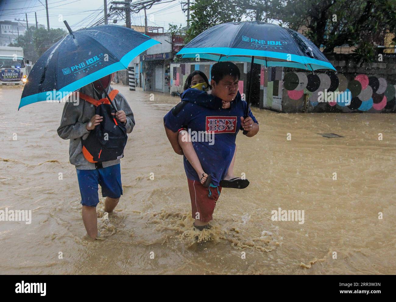 Philippines landslide hi-res stock photography and images - Alamy