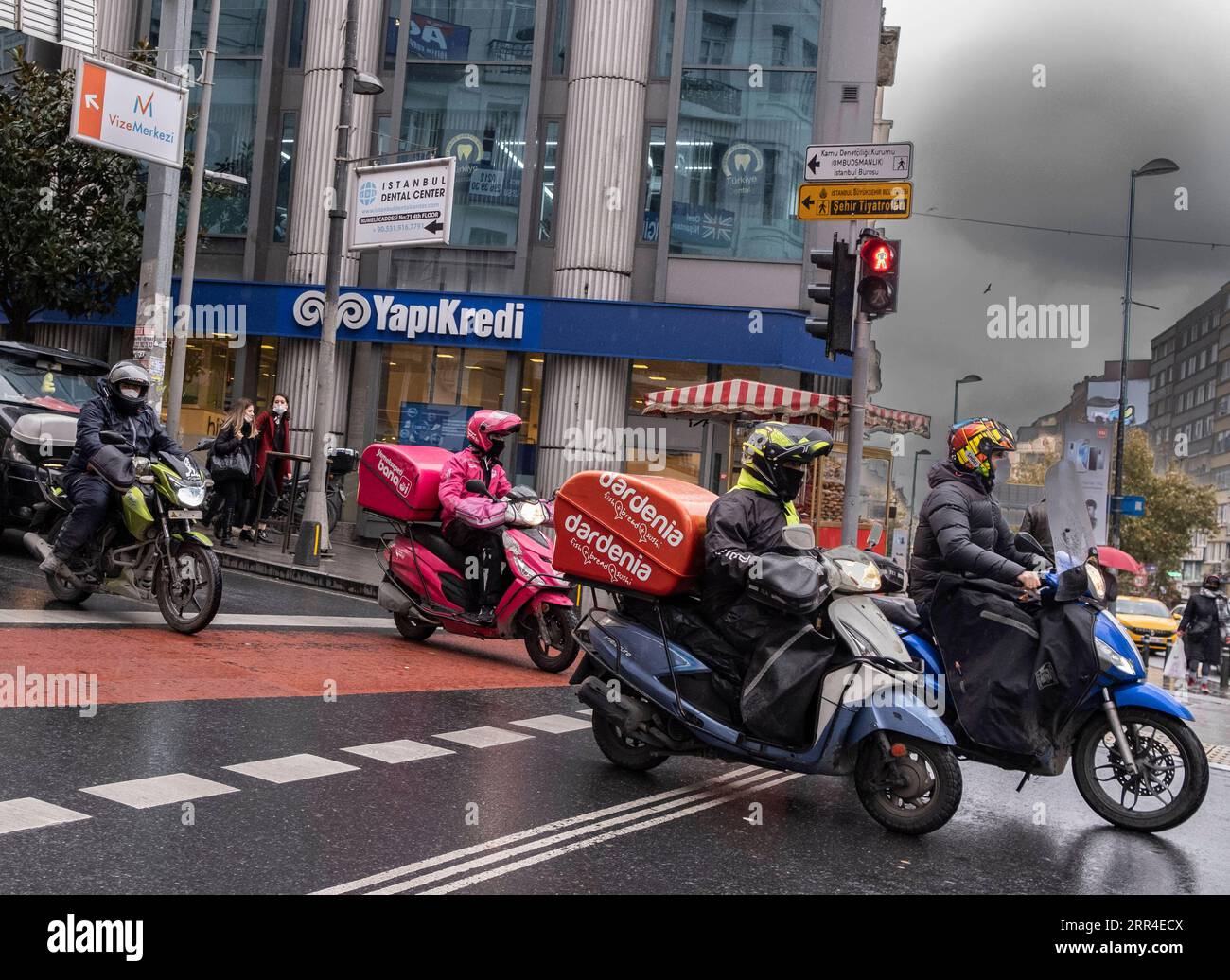 2020 motorbike hi-res stock photography and images - Page 2