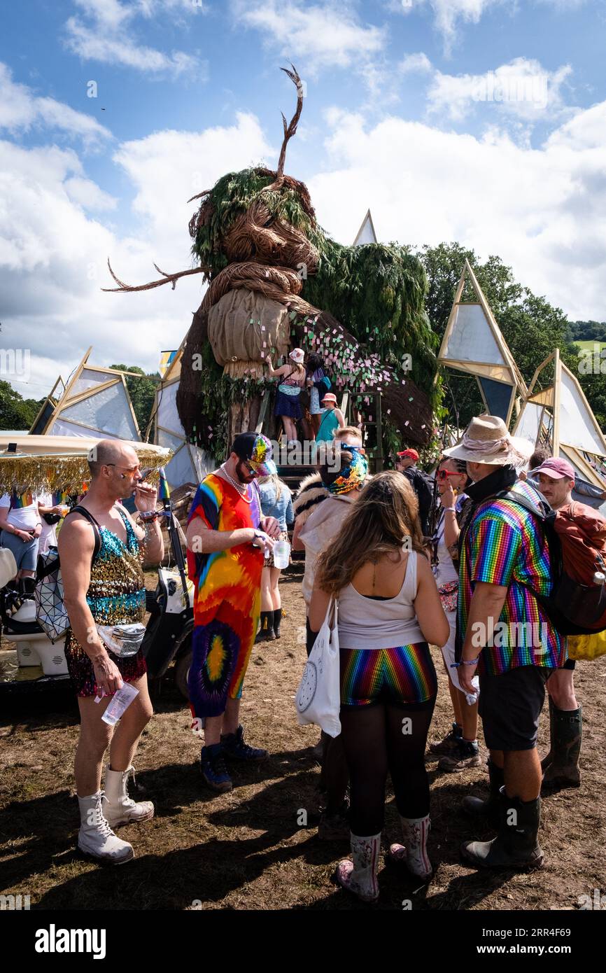 Green man festival stage statue hires stock photography and images Alamy