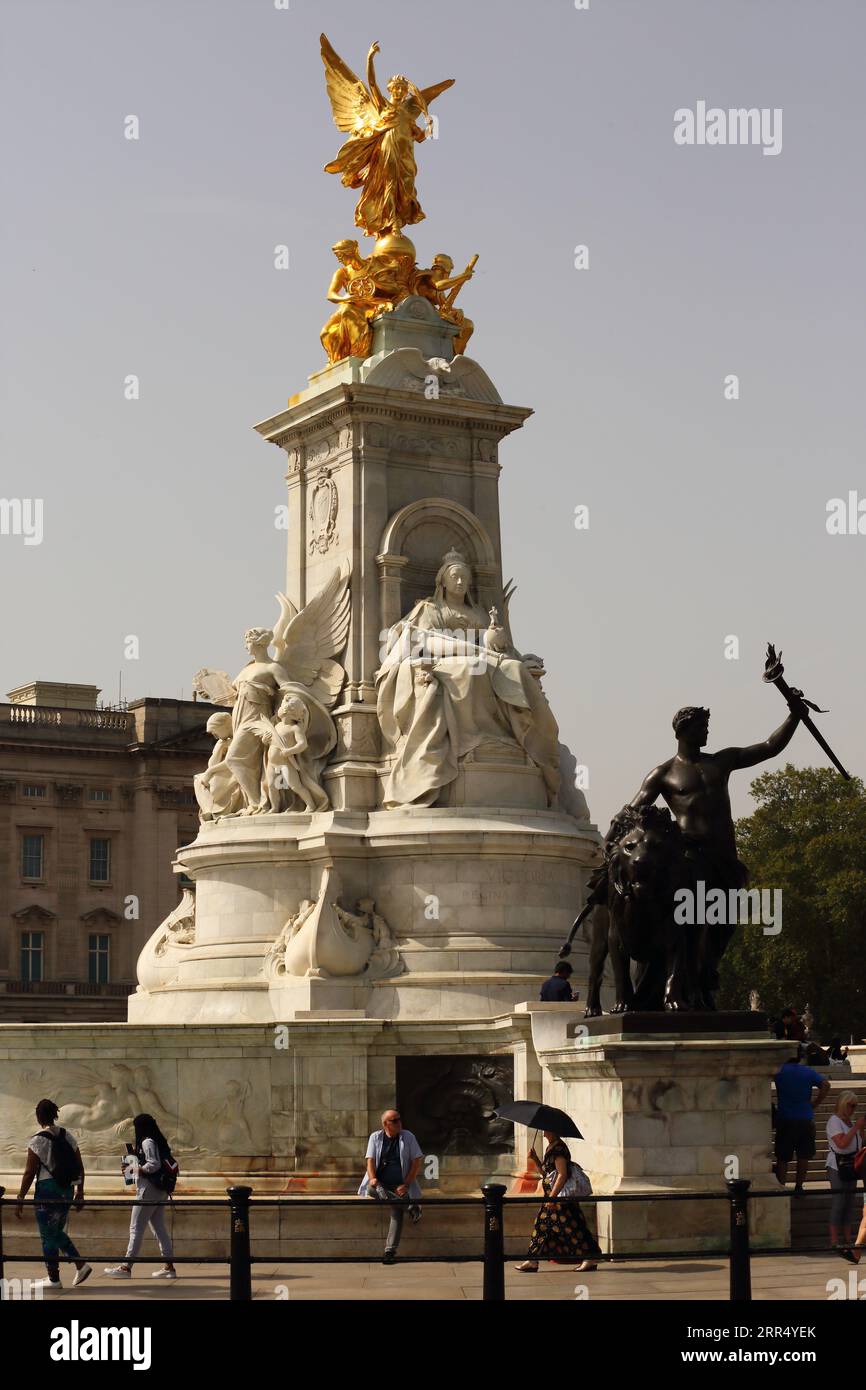 The golden statue on the Queen Victoria Memorial outside Buckingham