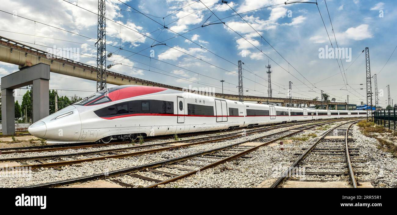 Maximum roll hi-res stock photography and images - Alamy
