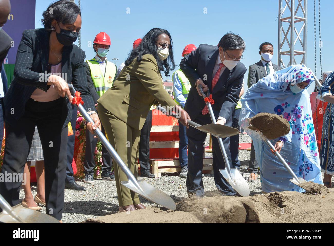 China and ethiopia hi-res stock photography and images - Page 2