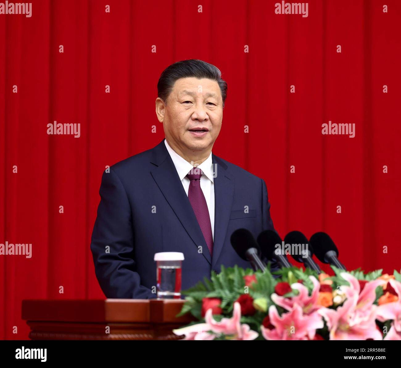 Xi jinping new year hi-res stock photography and images - Alamy