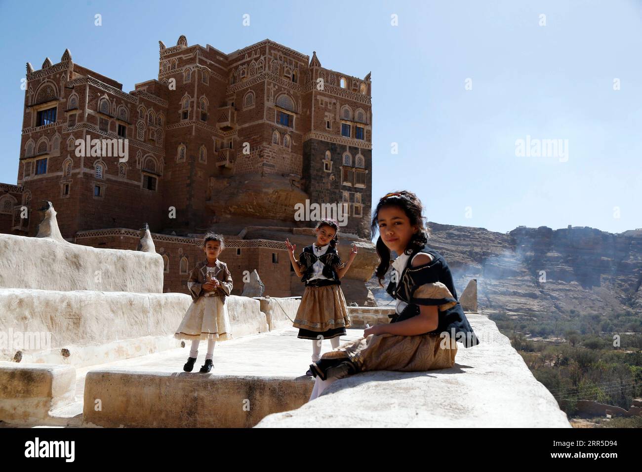 210102 -- SANAA, Jan. 2, 2021 -- Photo taken on Jan. 1, 2021 shows