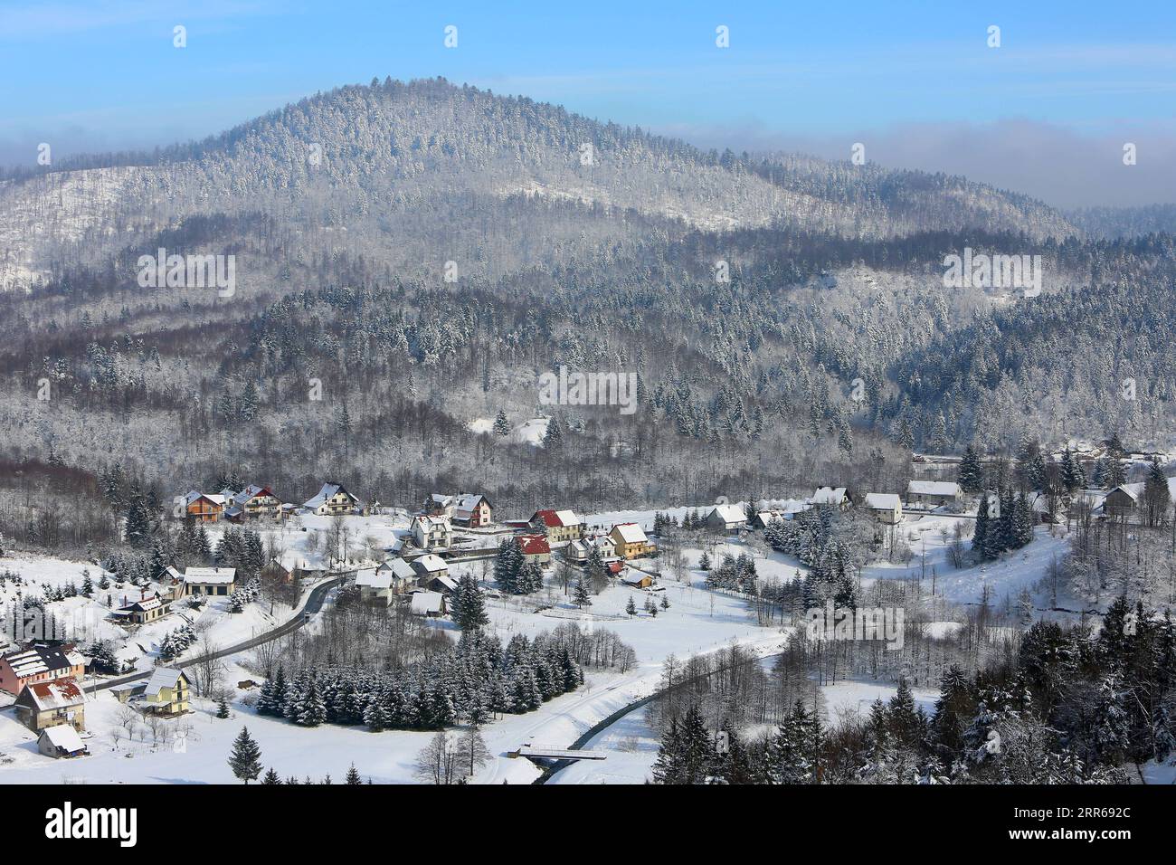 210201 -- LOKVE CROATIA, Feb. 1, 2021 -- Photo taken on Feb. 1, 2021 shows the winter scenery of Lokve, western Croatia s mountainous Gorski Kotar region.  via Xinhua CROATIA-LOKVE-WINTER SCENERY KristinaxStedulxFabac/Pixsell PUBLICATIONxNOTxINxCHN Stock Photo