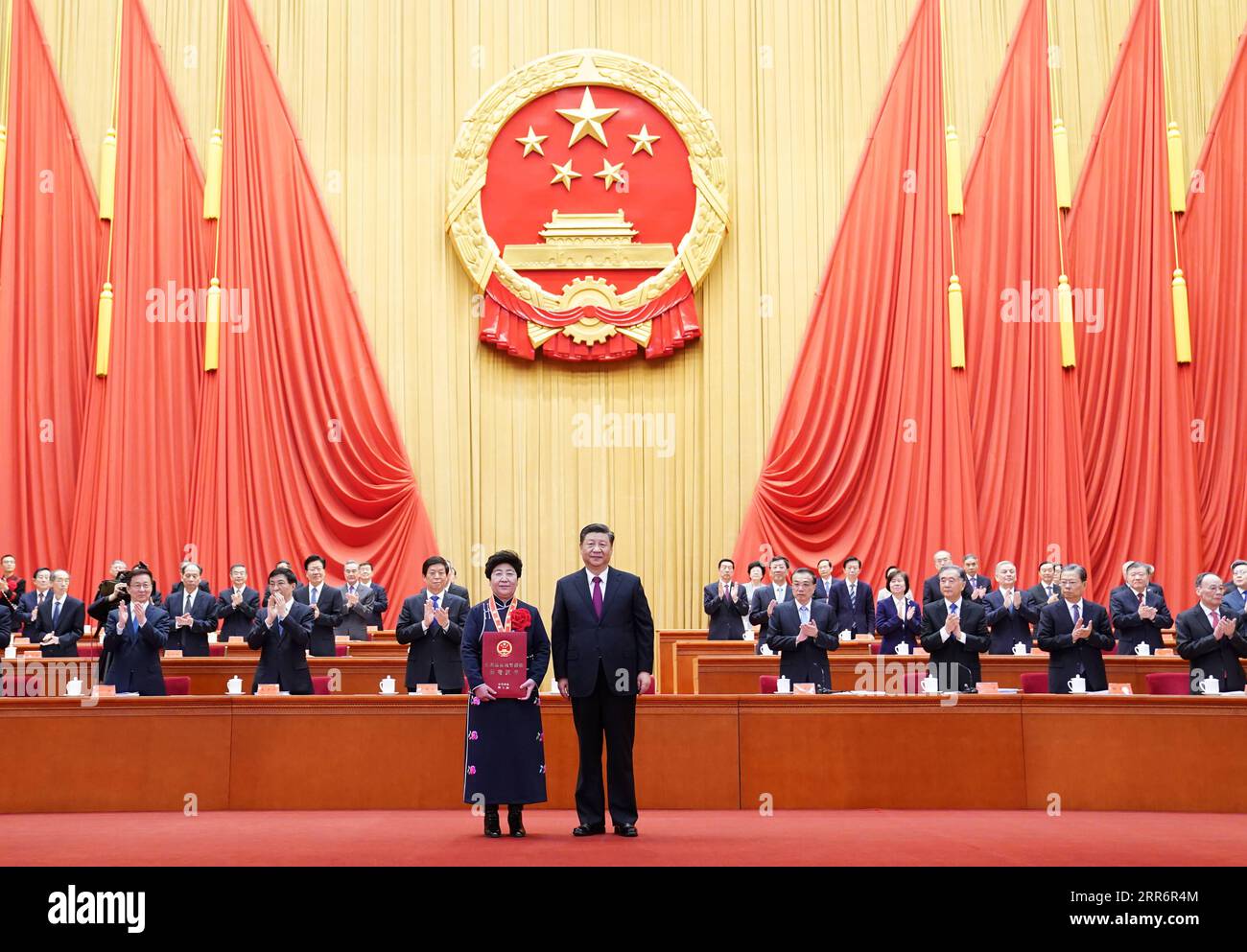 210225 -- BEIJING, Feb. 25, 2021 -- Chinese President Xi Jinping, also ...
