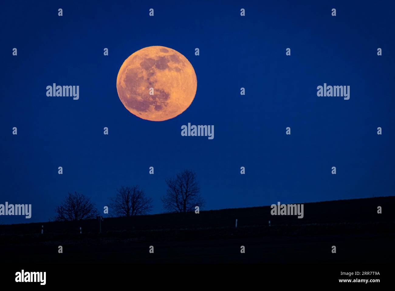 Moon Position In Sky Moon position hi-res stock photography and images - Alamy