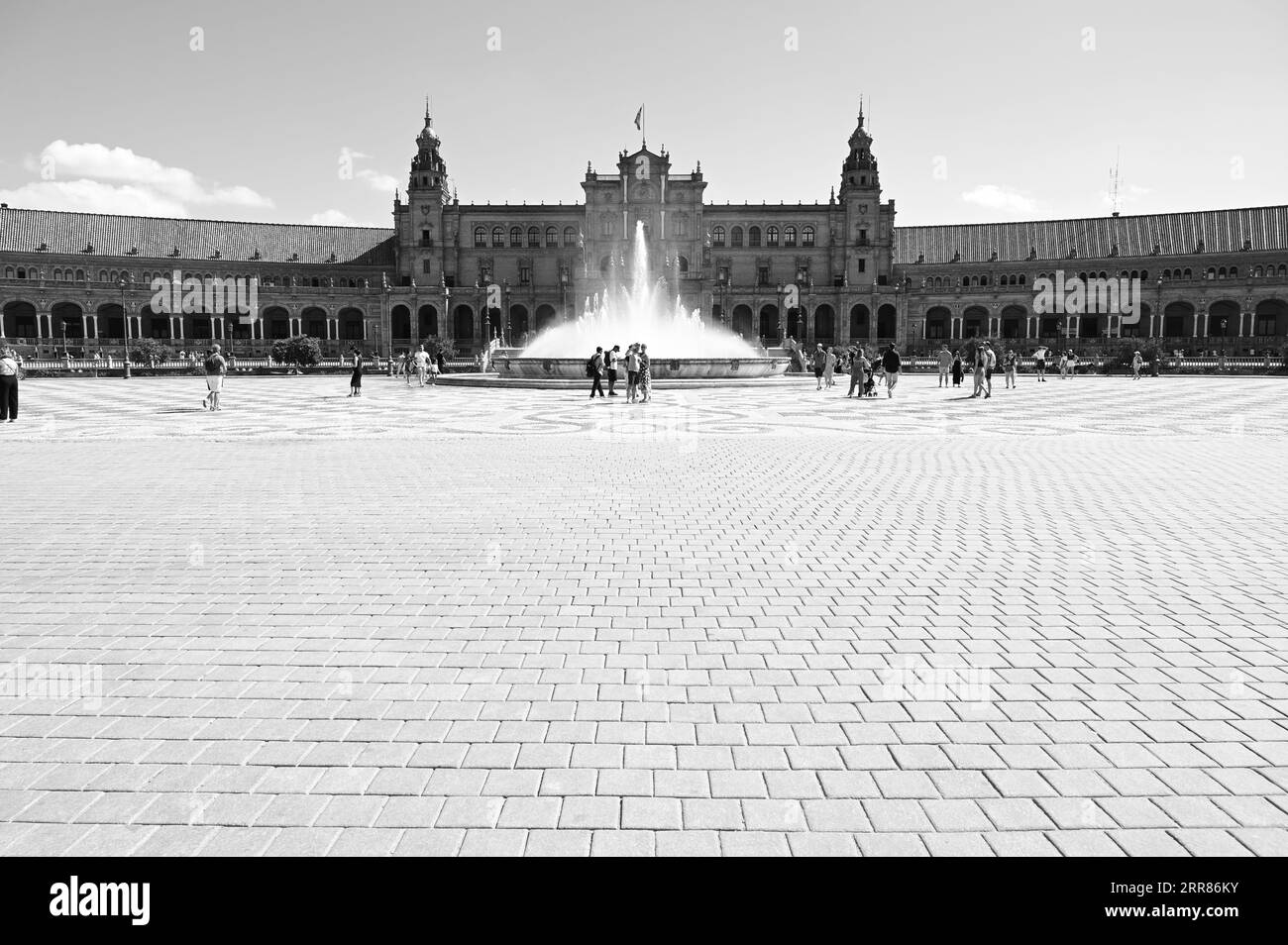 PLAZA DE ESPANA SEVILLE FACTS visual data 8
