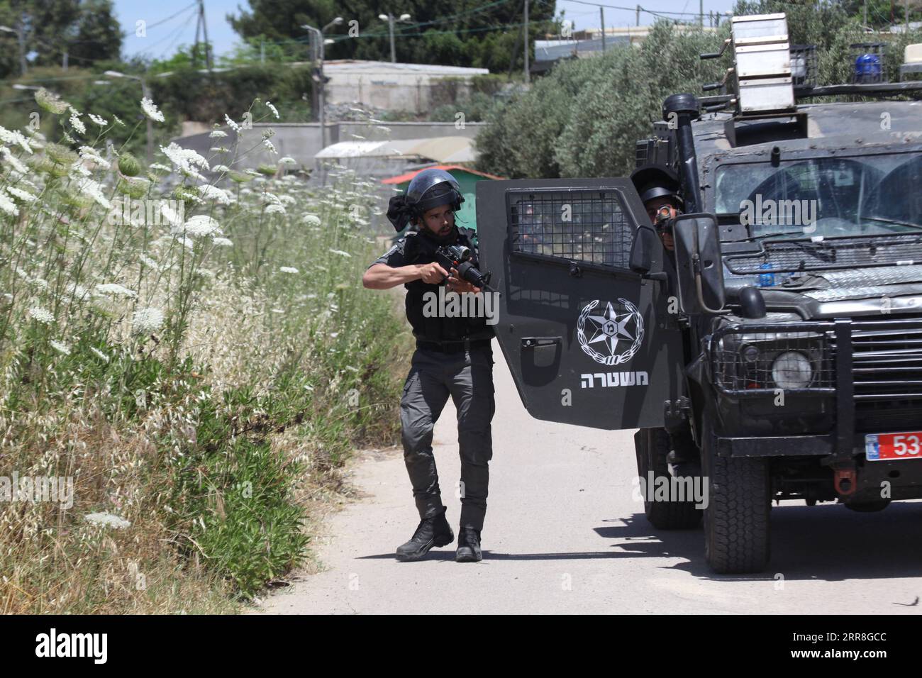 Jenin Checkpoint Westjordanland, Unruhen an Checkpoint bei Jenin 210507 -- JENIN, May 7 ...