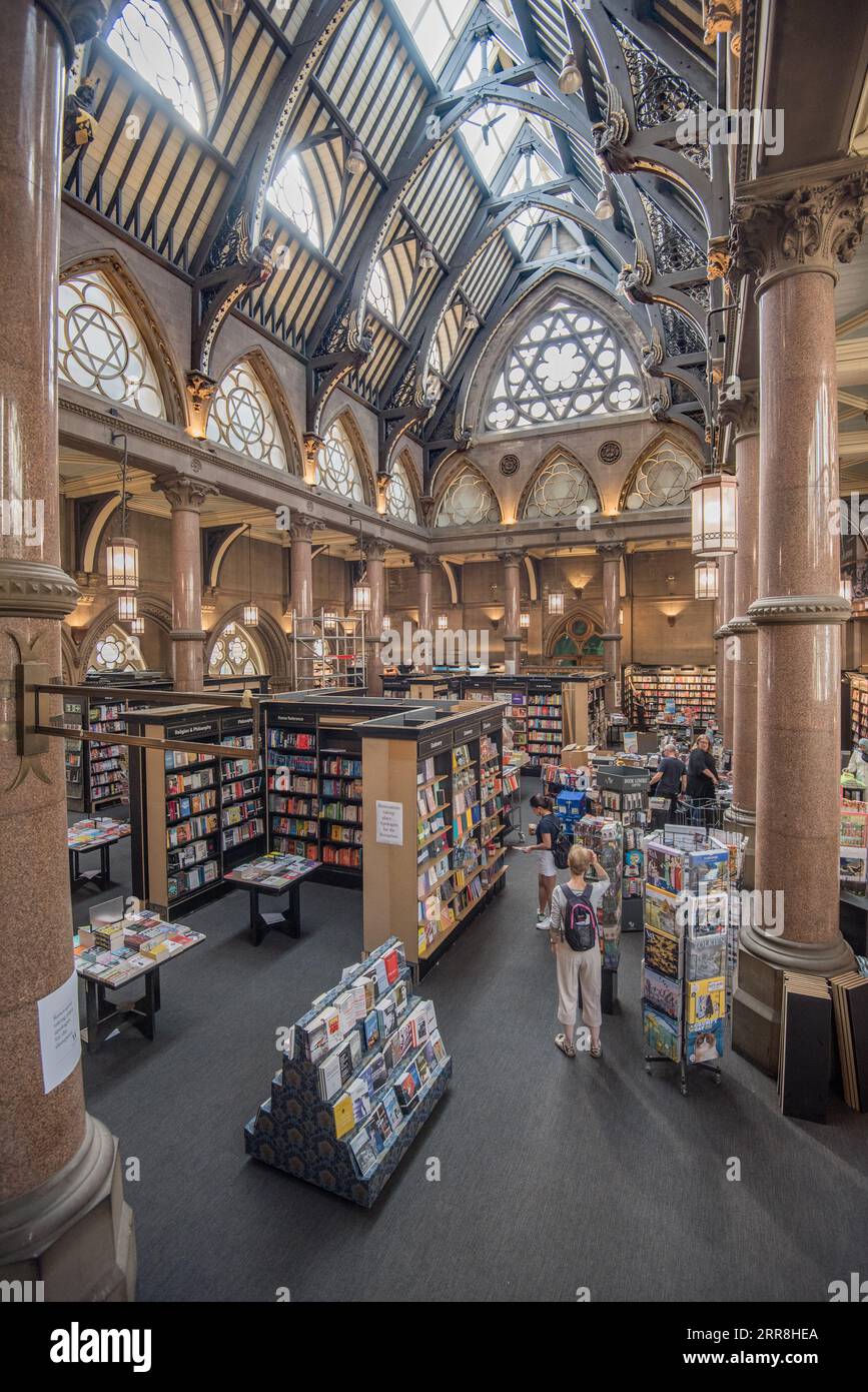 Waterstones,The Wool Exchange,  10 Hustlergate, Bradford BD1 1BL built originally as a wool-trading centre in the 19th century. Stock Photo