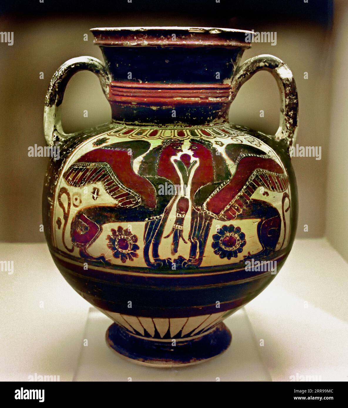 Corinthian black-figure amphora with orientalizing decoration. Two Sphinxes  575-550BC  Athens, Museum, Greek, Greece. . Museum of Cycladic Art, Red-figure calyx krater Stock Photo