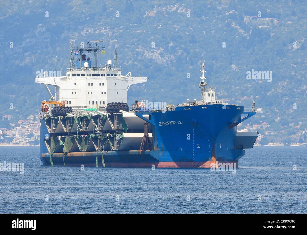 News Bilder des Tages 210609 -- PLOCE, June 9, 2021 -- A cargo ship carrying the final batch of steel box girders for the construction of the Peljesac Bridge arrive at the Port of Ploce, Croatia, June 8, 2021. The construction of the Peljesac Bridge, the biggest infrastructure project in Croatia, will be completed in June 2022. Photo by /Pixsell via Xinhua CROATIA-PLOCE-CARGO SHIP-PELJESAC BRIDGE IvoxCagalj PUBLICATIONxNOTxINxCHN Stock Photo