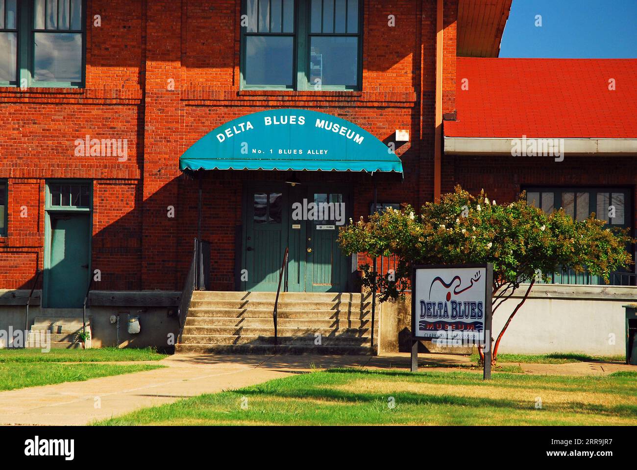 The Delta Blues Museum continues to honor the legacy of Blues music and early rock n roll in Clarksdale, Mississippi Stock Photo