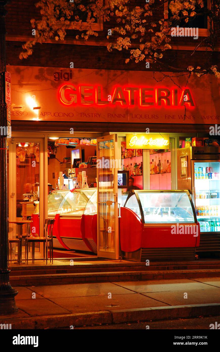 Savory ice cream hires stock photography and images Alamy