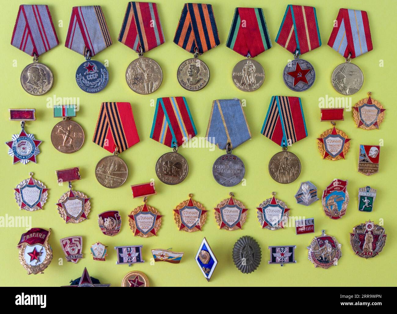 Military medals hires stock photography and images Alamy