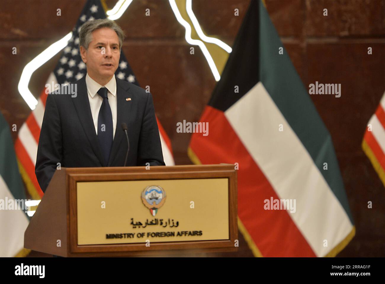 News Themen der Woche KW30 News Bilder des Tages 210729 -- KUWAIT CITY, July 29, 2021  -- U.S. Secretary of State Antony Blinken attends a press conference with Kuwaiti Foreign Minister Sheikh Ahmad Nasser Al-Mohammad Al-Sabah not seen in the picture in Kuwait City, Kuwait, July 29, 2021. Washington is fully prepared to continue negotiation with Iran to return to the Iranian nuclear agreement, visiting U.S. Secretary of State Antony Blinken said here on Thursday.  KUWAIT-KUWAIT CITY-U.S.-BLINKEN-VISIT xinhua PUBLICATIONxNOTxINxCHN Stock Photo