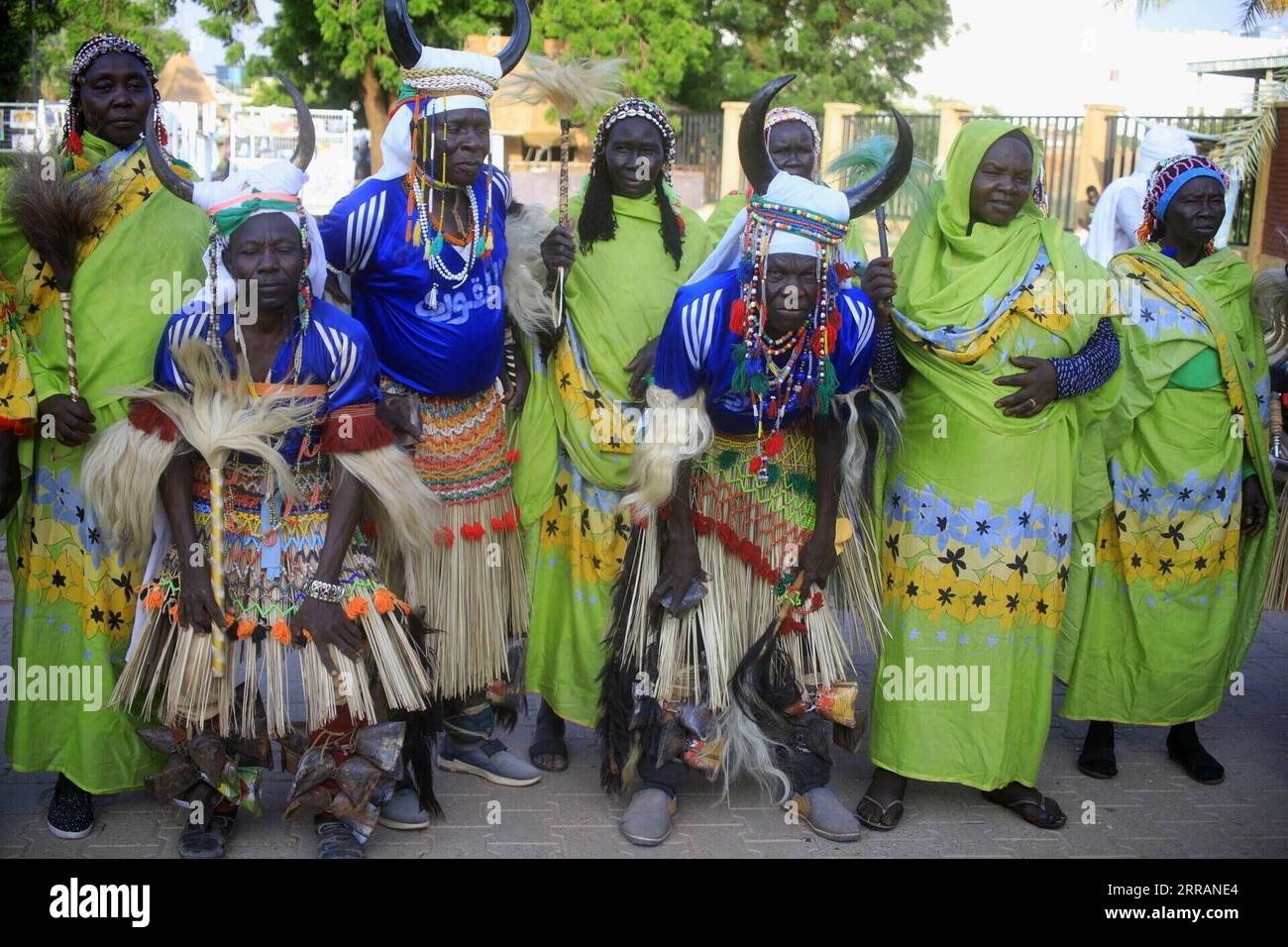 The nuba tribe hi-res stock photography and images - Alamy