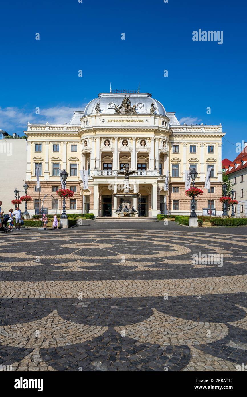 Slovak National Theatre, Hviezdoslavovo namestie square, Bratislava, Slovakia Stock Photo