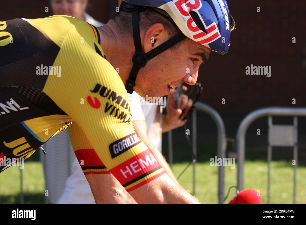 Felixstowe, UK. 7th Sep 2023. Stage five of the Tour of Britain starts
