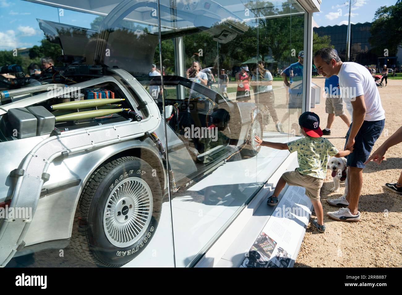 DeLorean goes back to the future to reproduce DMC-12 car