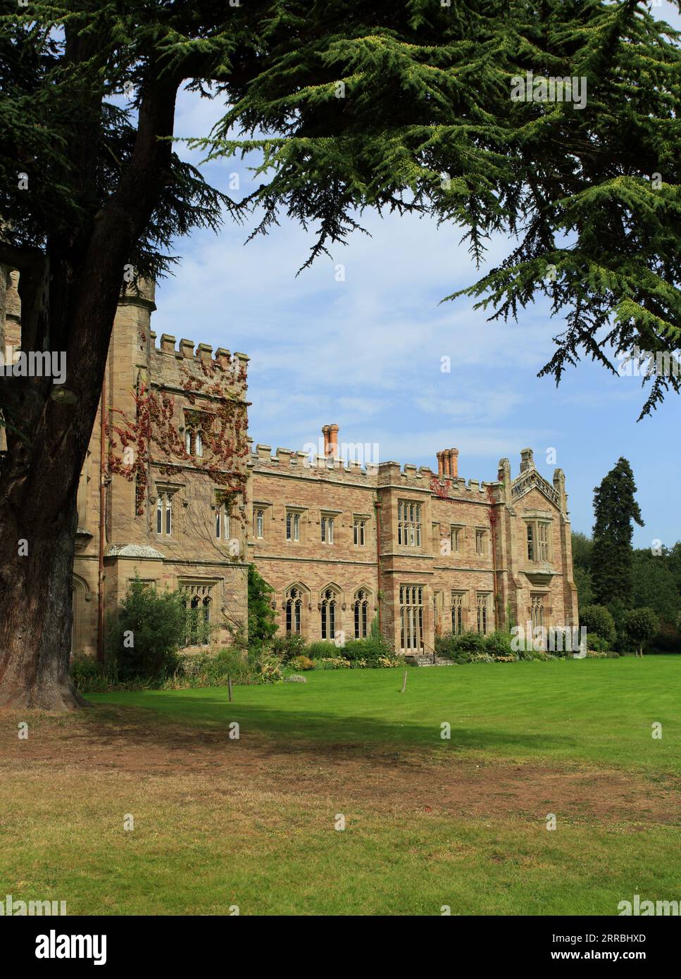 Hampton court castle, Hope under Dinmore, Leominster, Herefordshire
