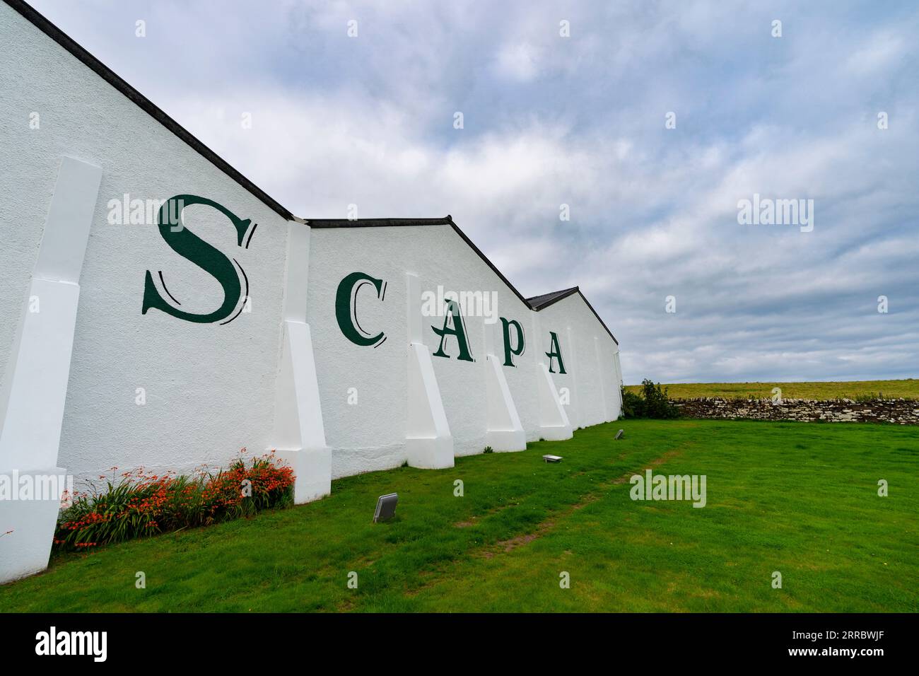 Scapa whisky distillery at Scapa, Mainland, Orkney Islands, Scotland, UK Stock Photo