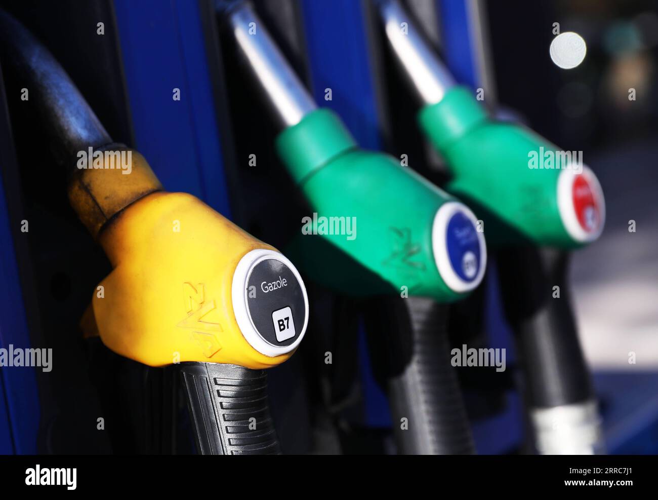 211022 PARIS, Oct. 22, 2021 Fuel guns are seen at a gas station
