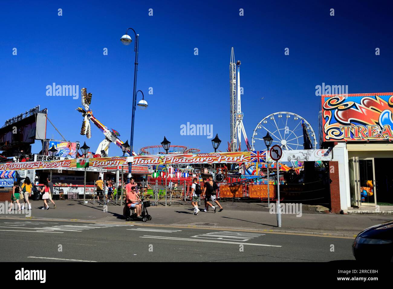 Fun Fair, Barry Island Pleasure Park. Sept 2023. cym Stock Photo - Alamy