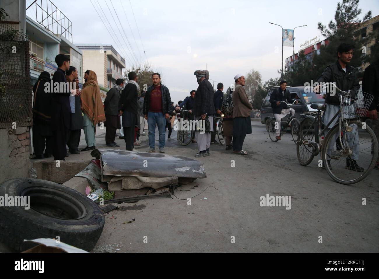 211117 -- KABUL, Nov. 17, 2021 -- People gather at the site of an explosion in Kabul, Afghanistan, Nov. 17, 2021. At least one civilian was killed and six others were wounded in twin explosions in western part of Kabul, capital of Afghanistan on Wednesday, an official confirmed. Photo by /Xinhua AFGHANISTAN-KABUL-EXPLOSION Kabir PUBLICATIONxNOTxINxCHN Stock Photo