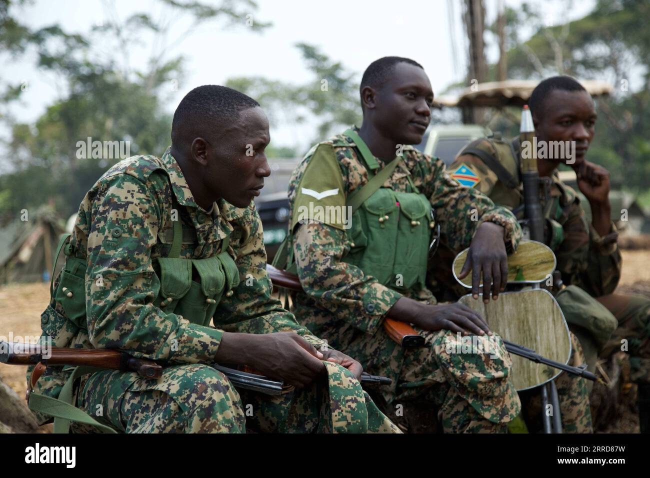 211209 -- BENI DRC, Dec. 9, 2021 -- Soldiers are seen during a joint ...