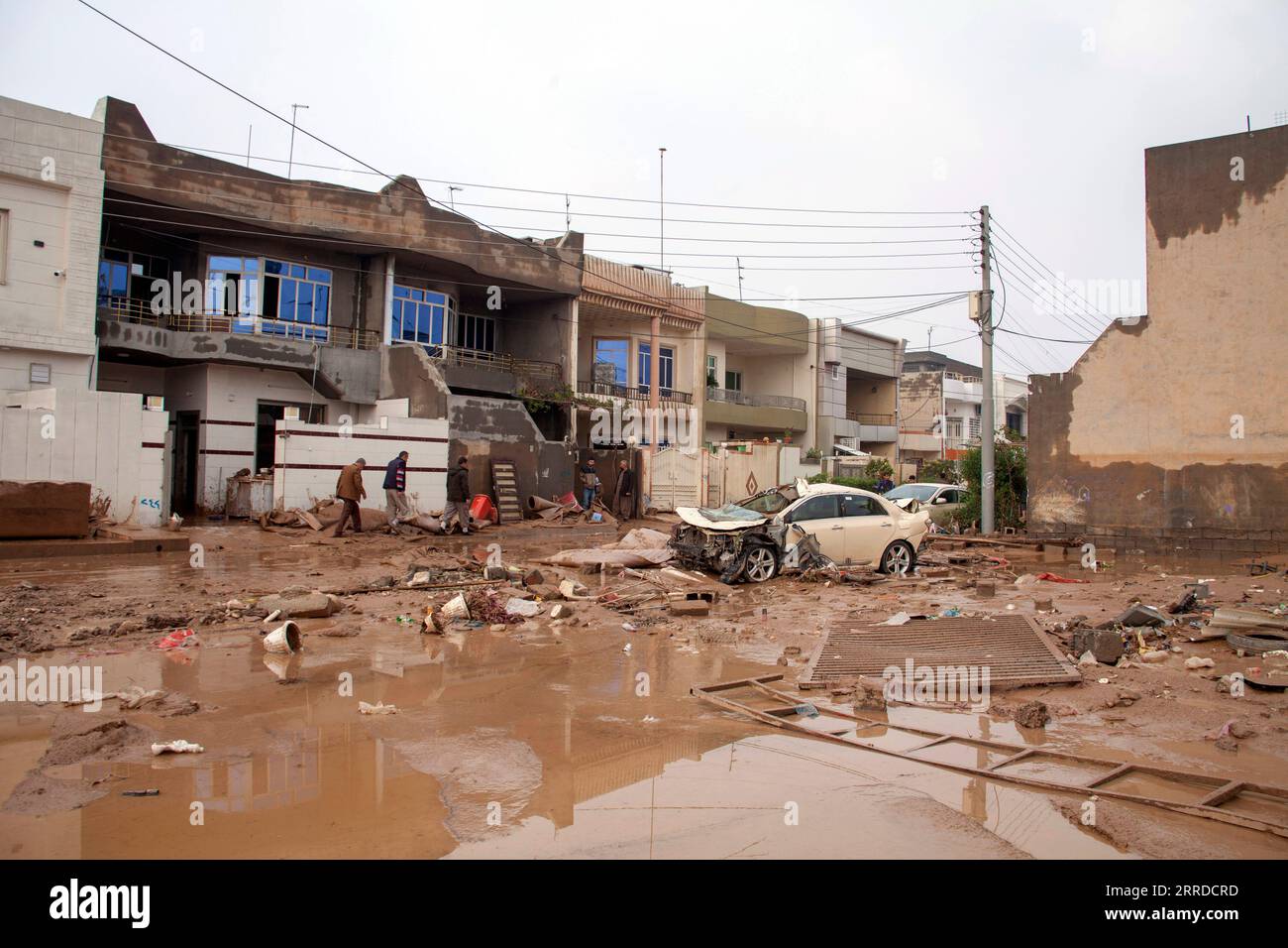 Irak, Übschwemmungen nach Unwetter in Region Erbil 211217 -- ERBIL IRAQ