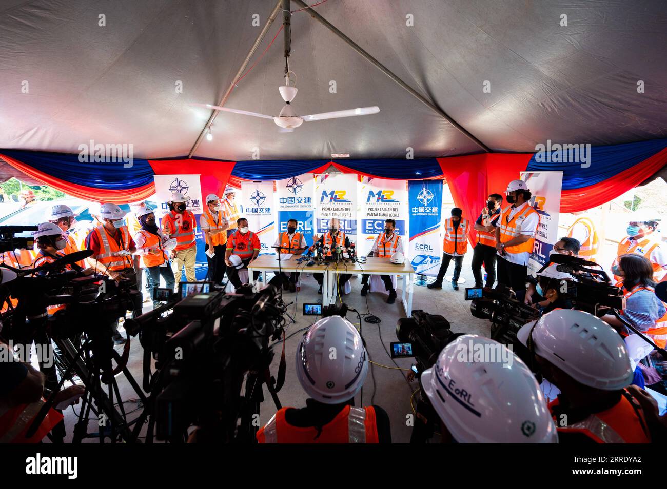 220113 BENTONG MALAYSIA, Jan. 13, 2022 Malaysian Transport