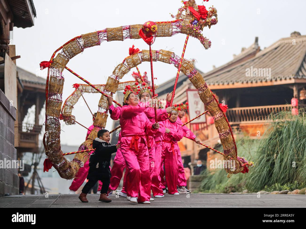 220213 -- YIBIN, Feb. 13, 2022 -- People perform dragon dance in Lizhuang Township, Yibin City of southwest China s Sichuan Province, Feb. 13, 2022. Various events are held across China to celebrate the upcoming Lantern Festival. Photo by /Xinhua CHINA-LANTERN FESTIVAL-CELEBRATION CN ZhuangxGeer PUBLICATIONxNOTxINxCHN Stock Photo