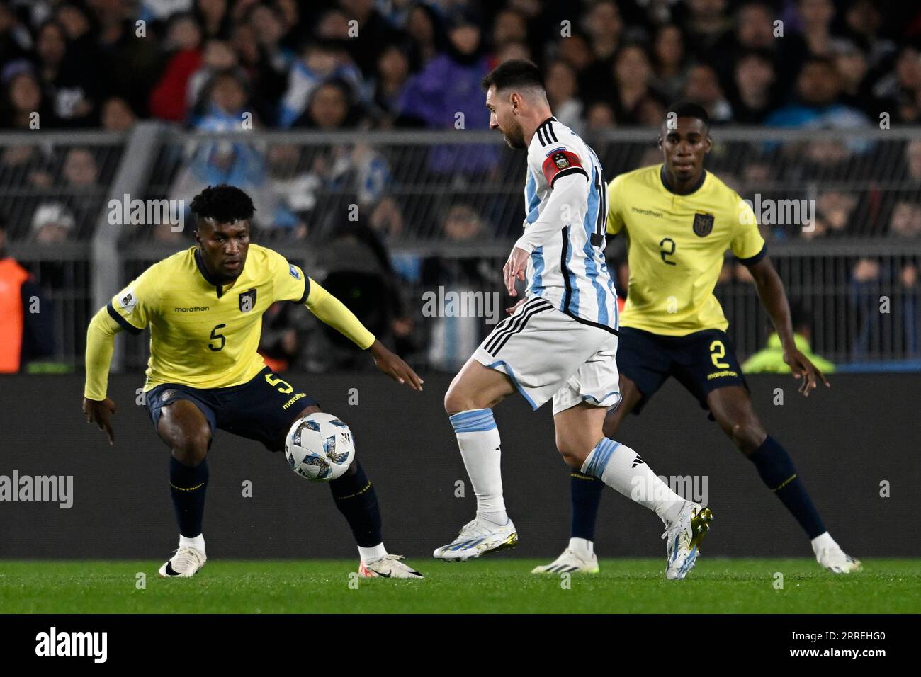 Buenos Aires, Argentina. 07th Sep, 2023. BUENOS AIRES, ARGENTINA - SEPTEMBER 07: Lionel Messi of Argentina control ball around Jose Cifuentes of Ecuador during the FIFA World Cup 2026 Qualifier match round 1 between Argentina and Ecuador at Estadio Mas Monumental Antonio Vespucio Liberti on September 07, 2023 in Buenos Aires, Argentina. (Photo by Diego Halisz/SFSI) Credit: Sebo47/Alamy Live News Stock Photo