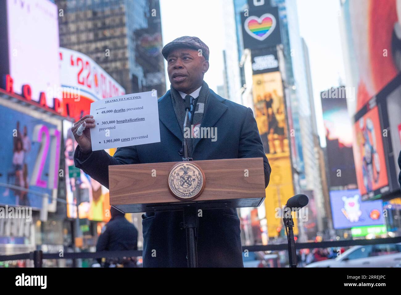 220305 -- NEW YORK, March 5, 2022 -- New York City Mayor Eric Adams speaks during a press briefing on Times Square in New York, the United States, March 4, 2022. New York City will suspend COVID-19 vaccine passport program and remove indoor mask mandate in public schools for K-12 students starting from next Monday, said New York City Mayor Eric Adams at a press briefing on Friday. The decision is based on a sharp drop of new COVID-19 cases and hospitalizations as well as 96 percent of vaccination rate among adults in the city. /Handout via Xinhua U.S.-NEW YORK-COVID-19-PANDEMIC CONTROL MEASURE Stock Photo